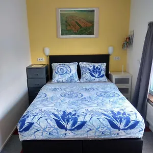 Bed & Breakfast Holy Dove Amsterdam